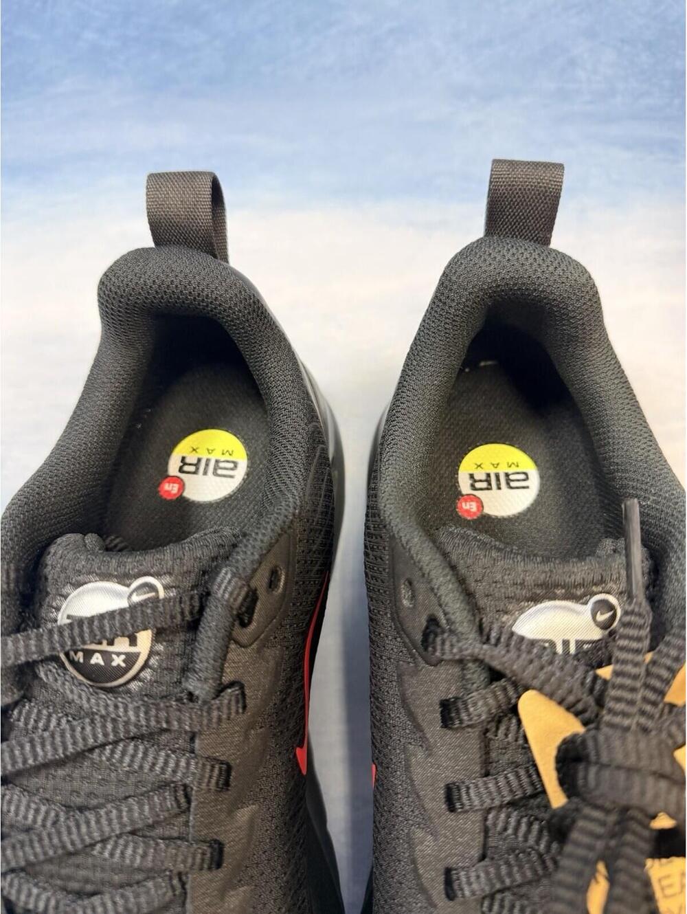 Nike Air Max Nuaxis Sneakers Shoes Black/Red/ FD4329-010 Size 10.5 Men 12 Women - Picture 10 of 16